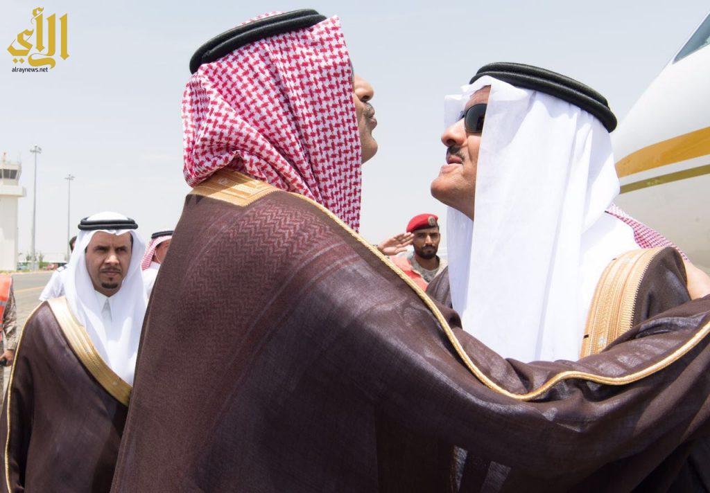 السجن والغرامة لاستاذ جامعي انتقد الامارة 